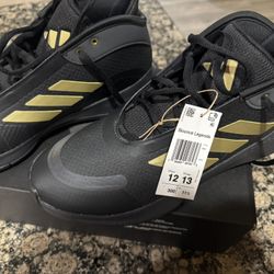 Men's adidas shoes Size 12 Men