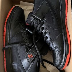 Nike Sb Dunk Mid Halloween 