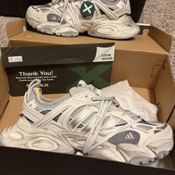 adidasXLG Runner Deluxe 'Gray Silver Metallic'