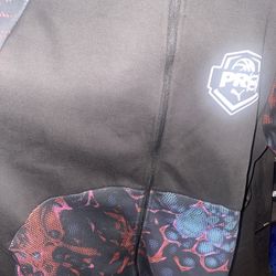 Pumas zipper jacket