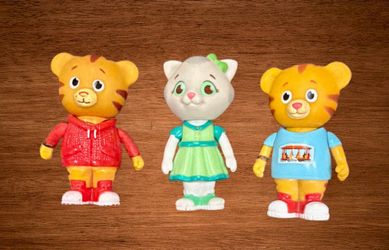 DANIEL TIGERS NEIGHBOHOOD MINI FIGURES LOT OF 3 TOYS. PBC CARE TOPPERS