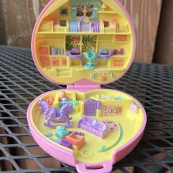 1994 Vintage Bluebird Polly Pocket Perfect Playroom Pink Heart Compact 