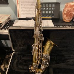 Saxophone Selmer Bundy Alto Sax