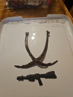 ionization blaster rifle and the molded vinyl bandolier strap for 1978 star wars jawa 8"  figure