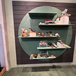 Shoe Display 