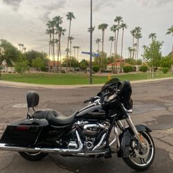 Harley Davidson Street Glide FLHX