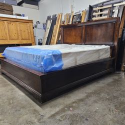 King Bed And Mattress