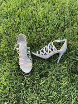 Silver rhinestone sparkles heels