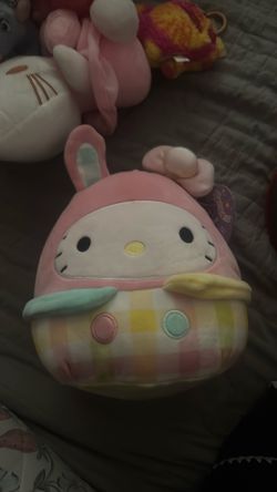 Hello kitty Easter squishmallow