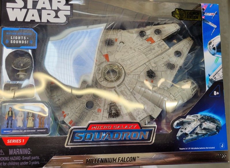 Star Wars Micro Galaxy Squadron Mellinium Falcon