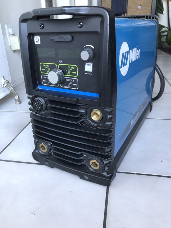 Miller maxstar 210 tig/stick welder 220v in good working condition