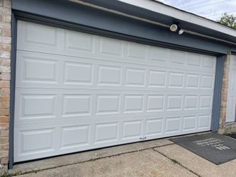 ✅Puerta de Garage/Garage Door 16x7 —-$999