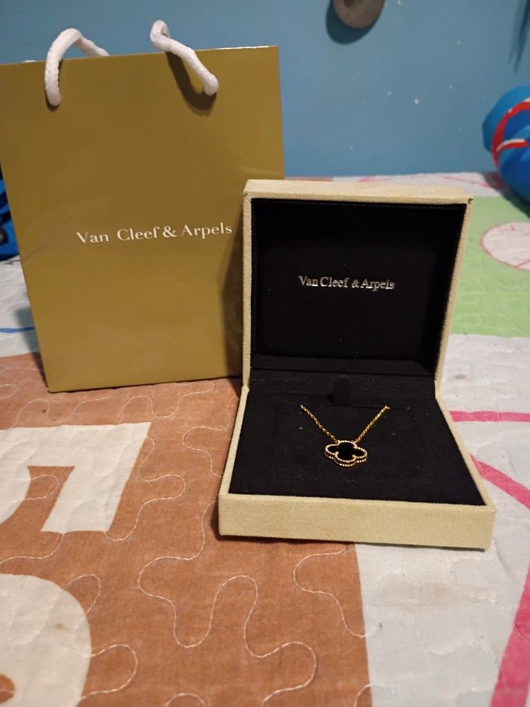 Brand New Black And Gold Van Cleef Necklace