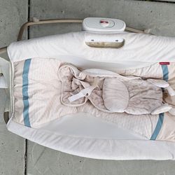 Baby rocker battery powered