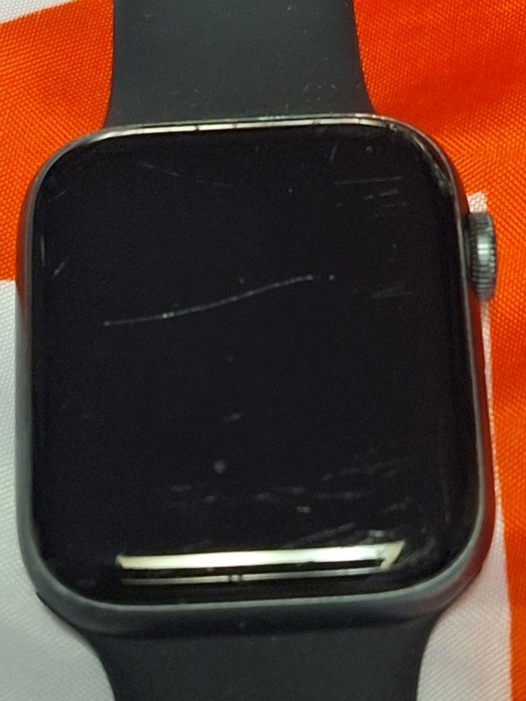 Apple Watch Series 5 I Don't Have The Charger 
