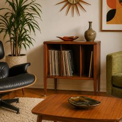 Wooden Retro Record Album Cabinet Side Table MCM Mid Century Modern Vintage