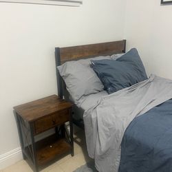 Bed frame + Mattress