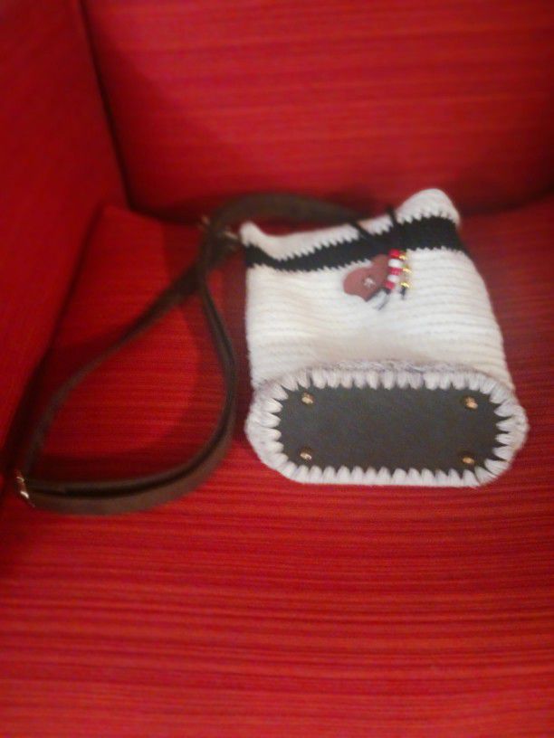 Beautiful Crocheted Hand Made Purse /handbag. Detachable Shoulder Strap Lined