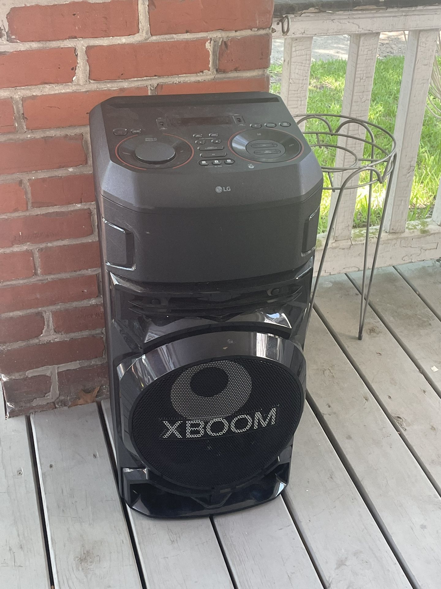 LG Speaker