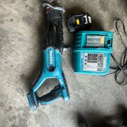 Makita 18v Reciprocating Saw Charger