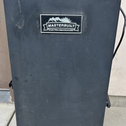 Masterbuilt Electric Smoker