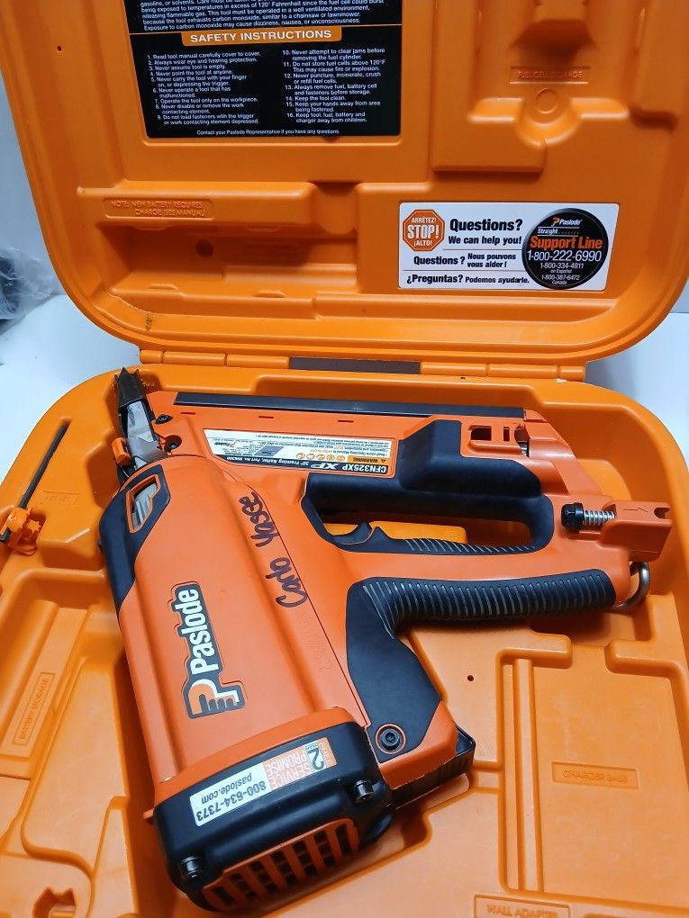 Paslode CFN325XP Cordless 30° Framing Nailer.  Tool Only