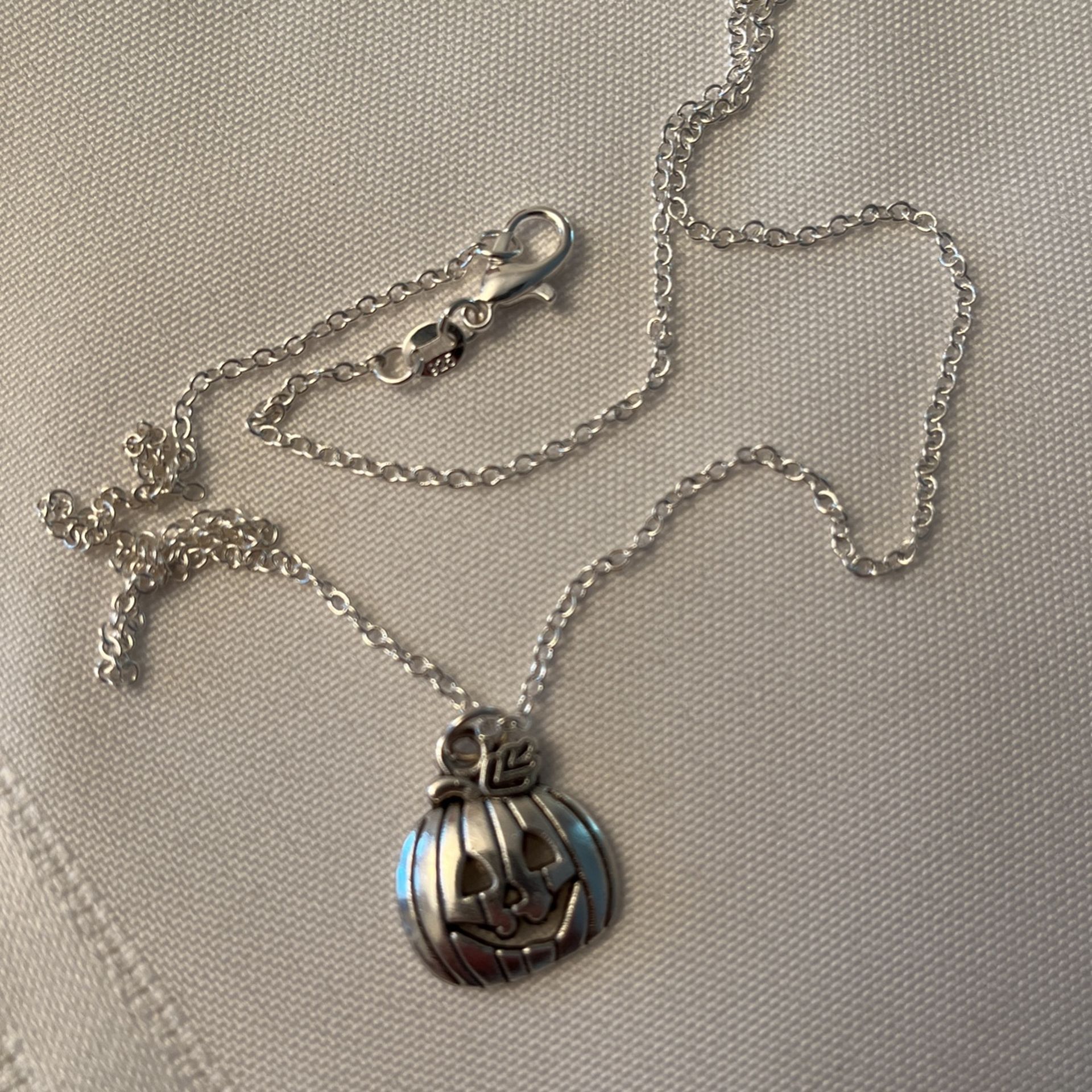 Necklace With Charm Pedant