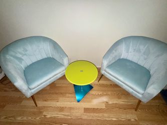 2 Accent Chairs and Small Unique Table