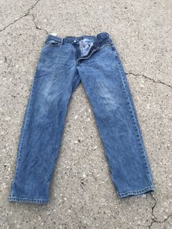 Men's Levis 550 size 36-34