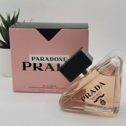 Prada
 
Paradoxe Eau de Parfum

3 fl 