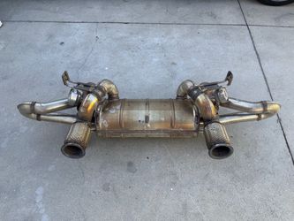Lamborghini exhaust muffler