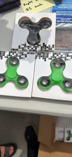 Hand spinner