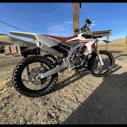 2015 YZ250f