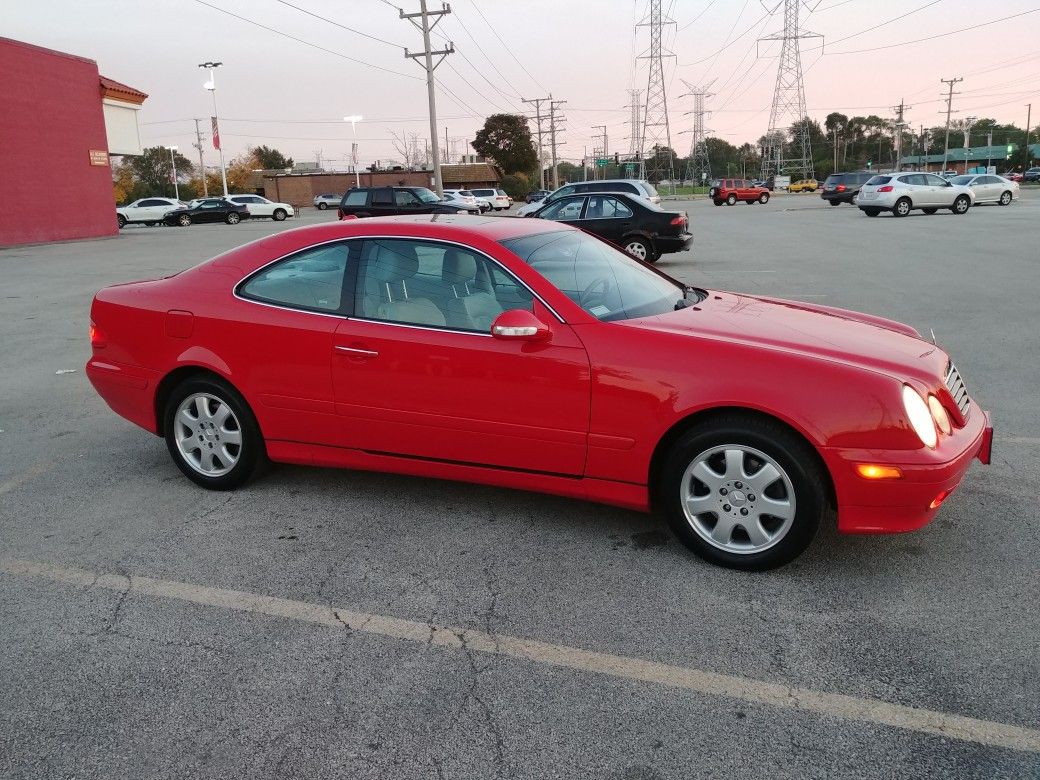 2000 Mercedes-Benz CLK-Class