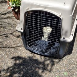 Large Dog Crate/Kennel 