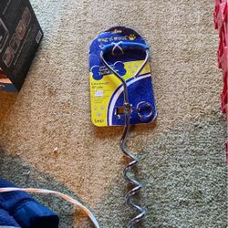 New Wag & Wood Heavy Duty Tie Out  18” Stake. 