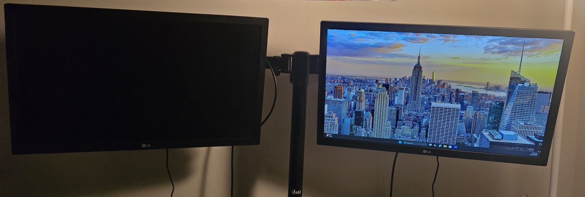 LG 22MK430H-B 21.5-Inch Full HD Monitor with AMD, Black & Dual Monitor Desk Mount