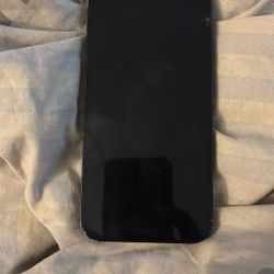 iPhone 12 (64GB, Black) – Cracked Corner, Fully Functional!