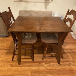 Mid-Century Modern Extendable Dining Table