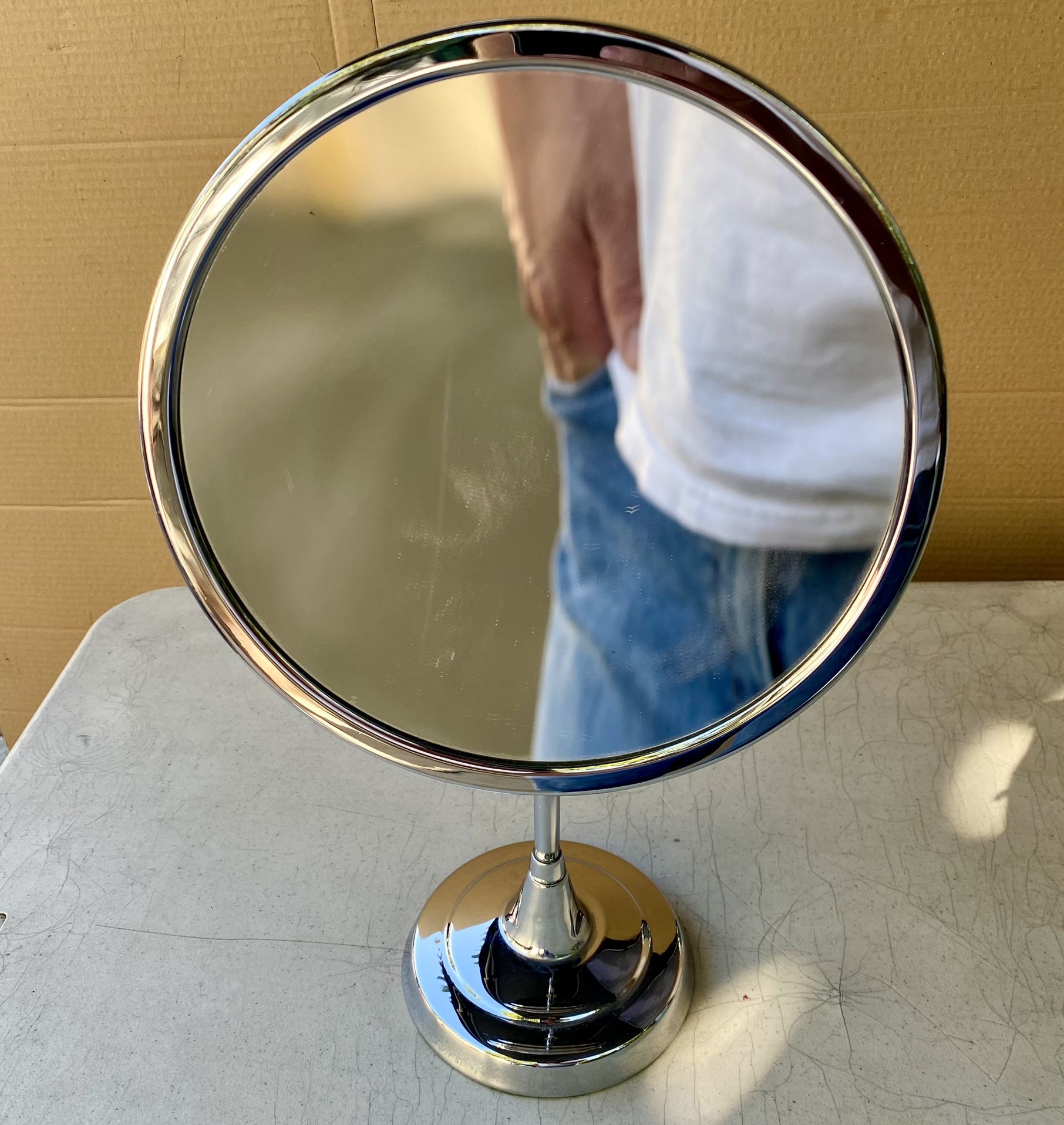 The NOVA by Ton Jon 10β Magnifying Make-Up Mirror Adjustable Chrome Stand