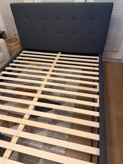 Queen size Charcoal Grey quiet wood slat Bedframe