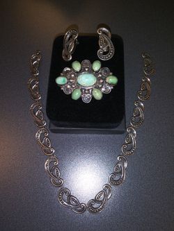 Vintage sterling broche