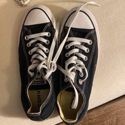 Women Converse 