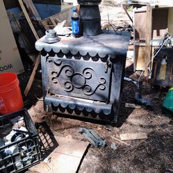 Vintage Earth Stove Wood Burning Stove