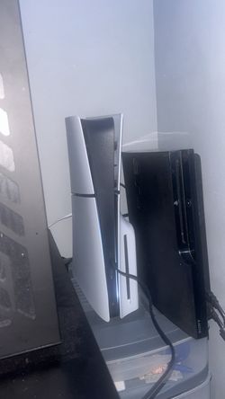 I’m Looking to trade  my ps5 slim disc edition 1tb? For a Xbox series x