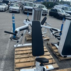 Matrix Shoulder Press 