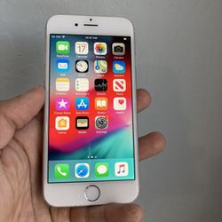 iPhone 6. Like New And Unlocked! No Tax 
