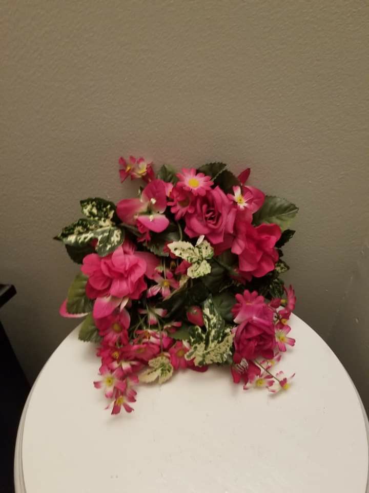 Floral centerpiece