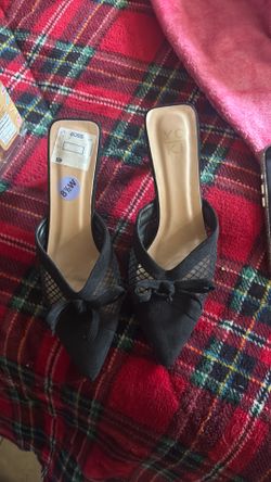 Yoki Black Mesh Pointed-Toe Kitten Heel Mules – W ide Women’s Size 8