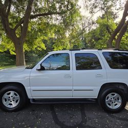 2004 Chevrolet Tahoe - Very Clean/Low Mileage